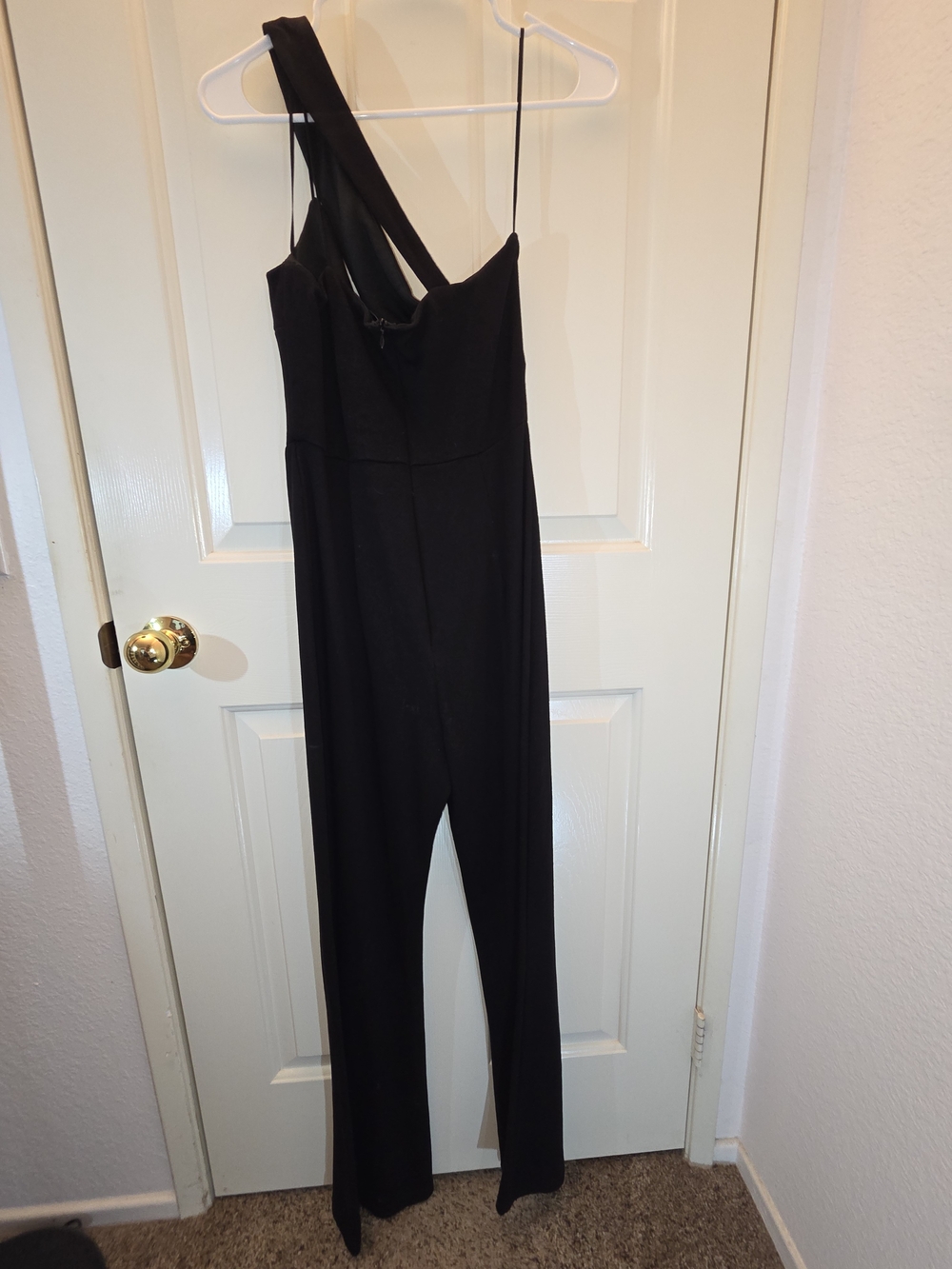 Petal & Pup Black One-Shoulder Cutout Jumpsuit - Picture 4 of 6